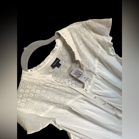 NWT TORRID Slub Crochet Detail Tie-Front White Plus Size Woman’s Top Shirt 2X - Picture 4 of 12